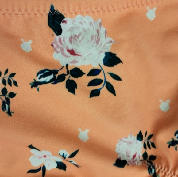 Cupshe Peach Rose Bikini Bottoms Medium NWT - Picture 4 of 4